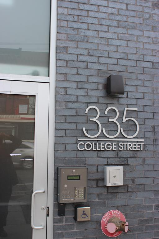 Atlas Suites- Furnished Apartments-College Street, Toronto Exterior foto